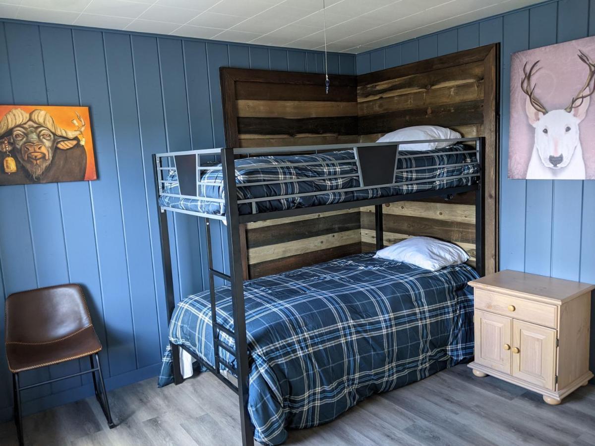Hotel Slackwater *